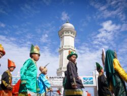 Ribuan Warga Kota Banda Aceh Antusias Saksikan Pawai Budaya
